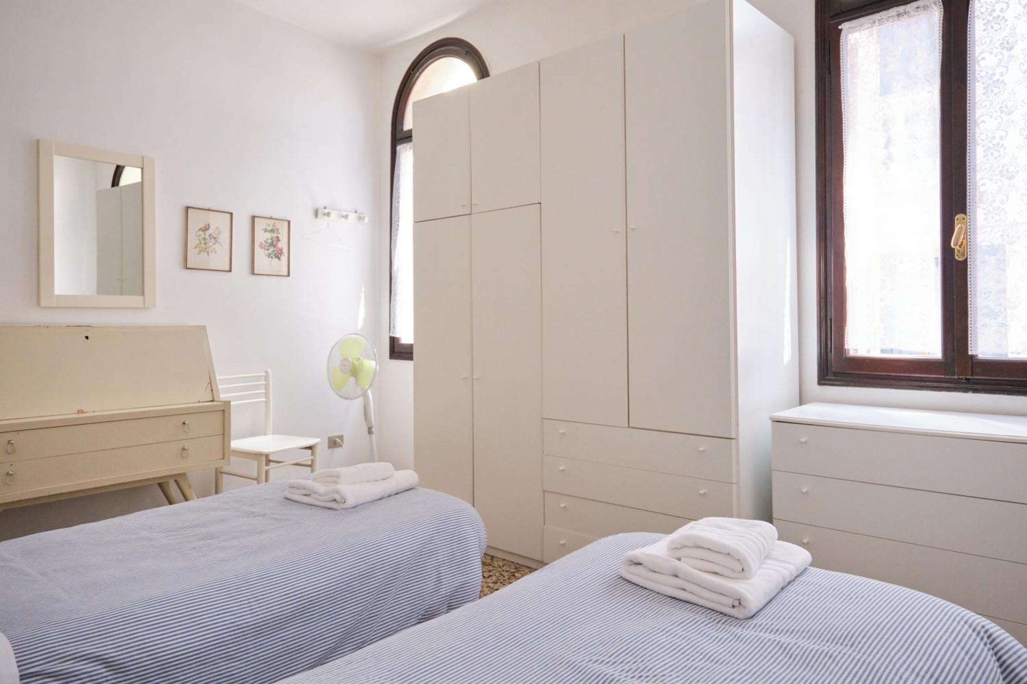 Lustraferi Apartment Venise Extérieur photo