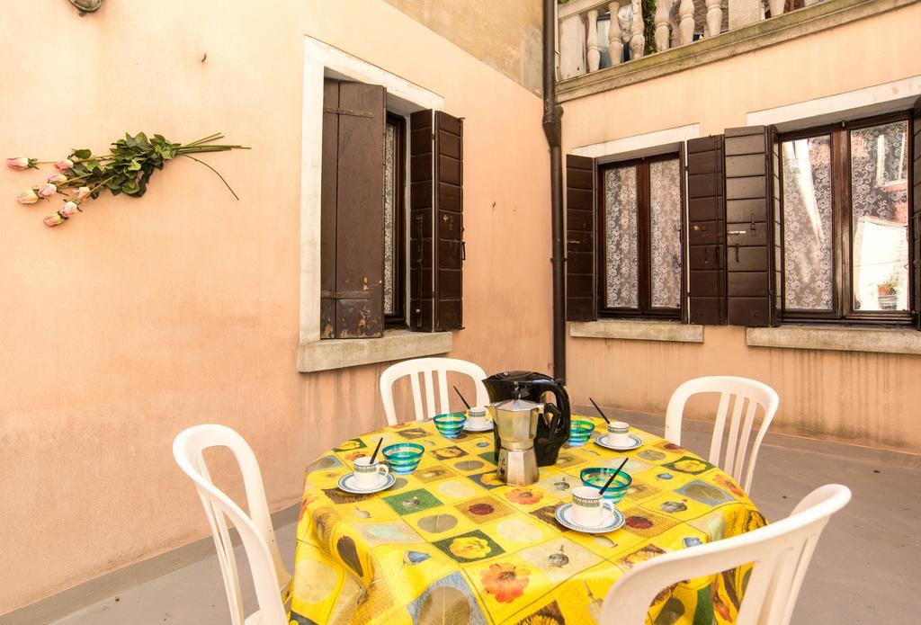 Lustraferi Apartment Venise Extérieur photo