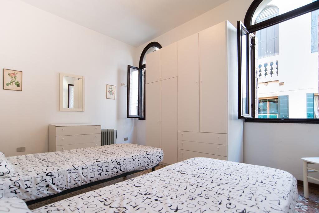 Lustraferi Apartment Venise Extérieur photo